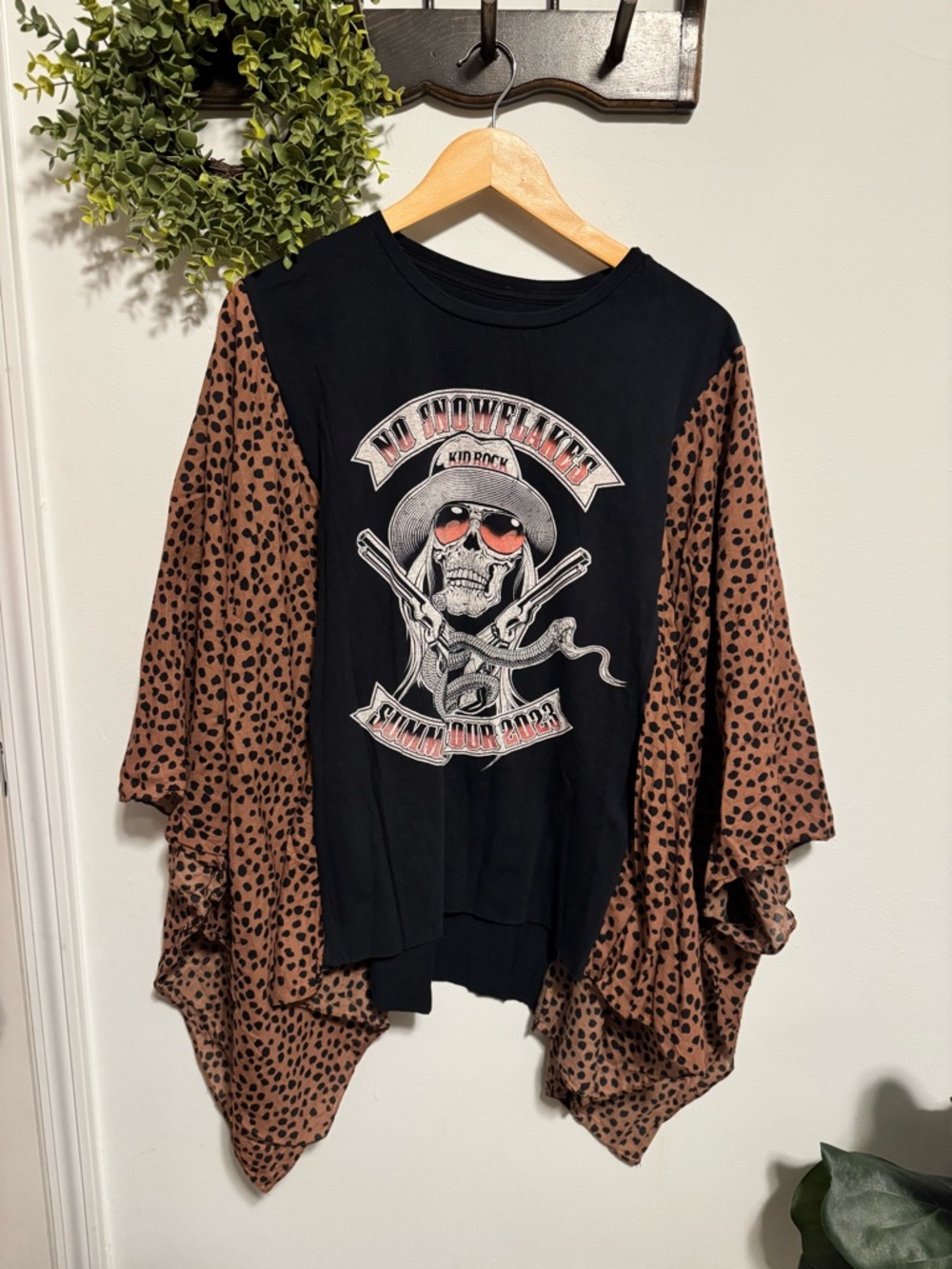 Custom Kid Rock Tour Tee with Leopard Batwing Sleeves